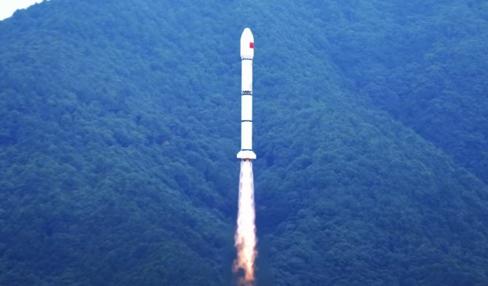 長(zhǎng)二丙火箭成功發(fā)射遙感四十三號(hào)03組衛(wèi)星