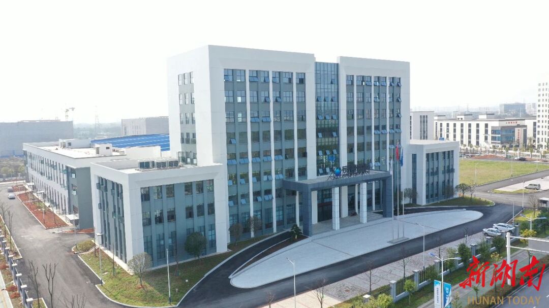 我省一衛(wèi)星制造基地即將建成投產(chǎn) 系全省首個(gè)獲得資質(zhì)的商業(yè)衛(wèi)星