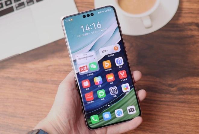 為什么有人寧愿買華為Mate60Pro也不買Mate70？六