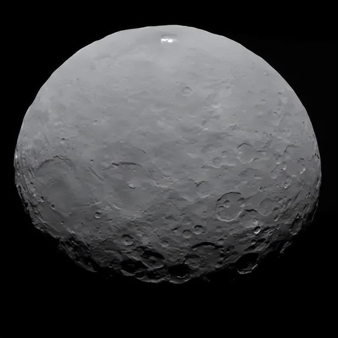 深層解讀：水星很小但也是行星為何冥王星被降級為矮行星？(圖5)