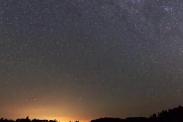 一箭十星捷龍三號(hào)遙五運(yùn)載火箭海上發(fā)射問(wèn)鼎蒼穹