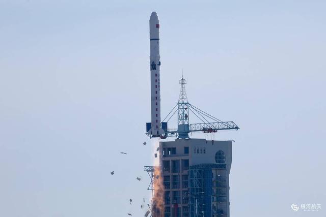 太空盲區(qū)“飛機上不去、衛(wèi)星下不來”？別急天路一號衛(wèi)星來了！丨科技圓桌派(圖2)
