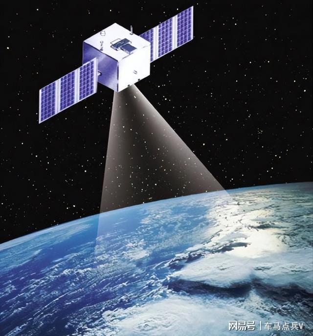 中美衛(wèi)星大斗法：美衛(wèi)星拍福建艦一清二楚為何中國拍的很模糊？(圖5)