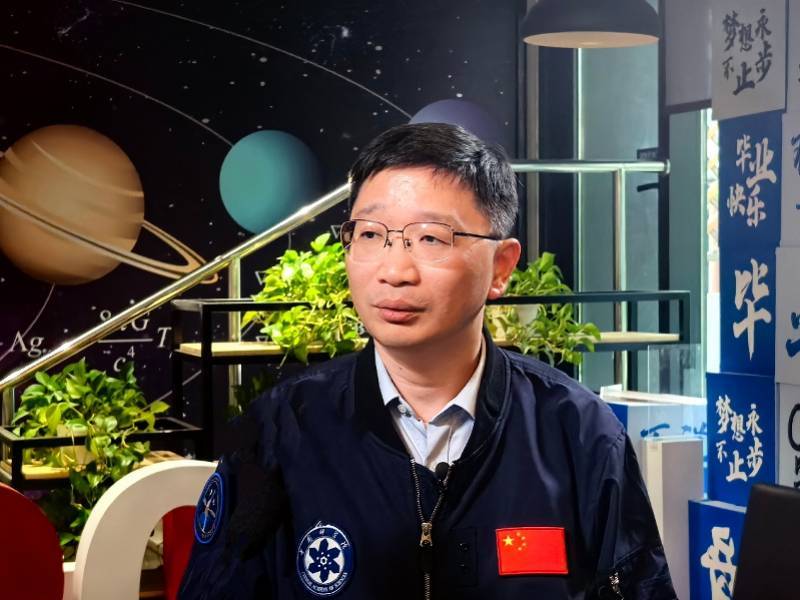 90后科學(xué)家歷時(shí)123天成功營(yíng)救“迷路”衛(wèi)星彰顯中國(guó)航天實(shí)力(圖2)